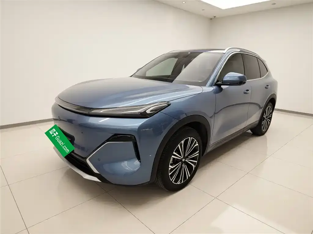 Geely Galaxy Xingjian 7 — фото 1