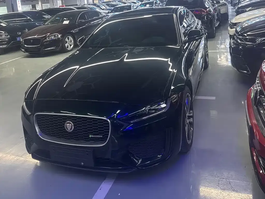 Jaguar XEL — фото 1