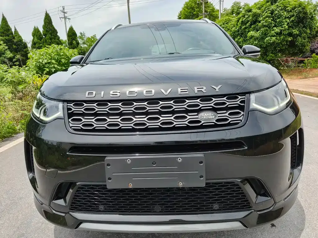 Land Rover Discovery Sport — фото 1