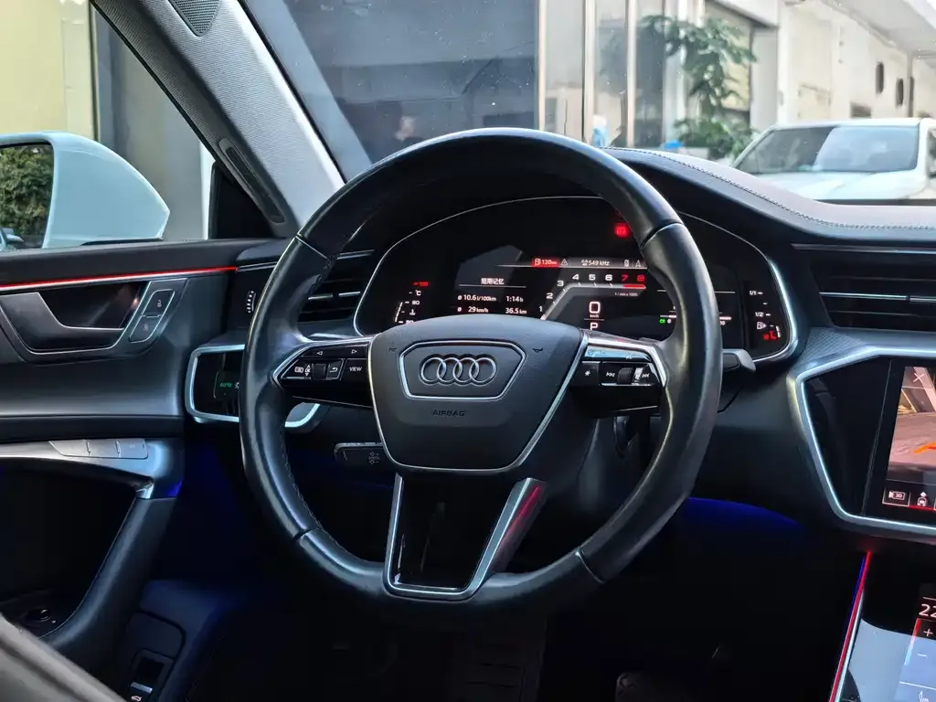 Audi A7 — фото 9