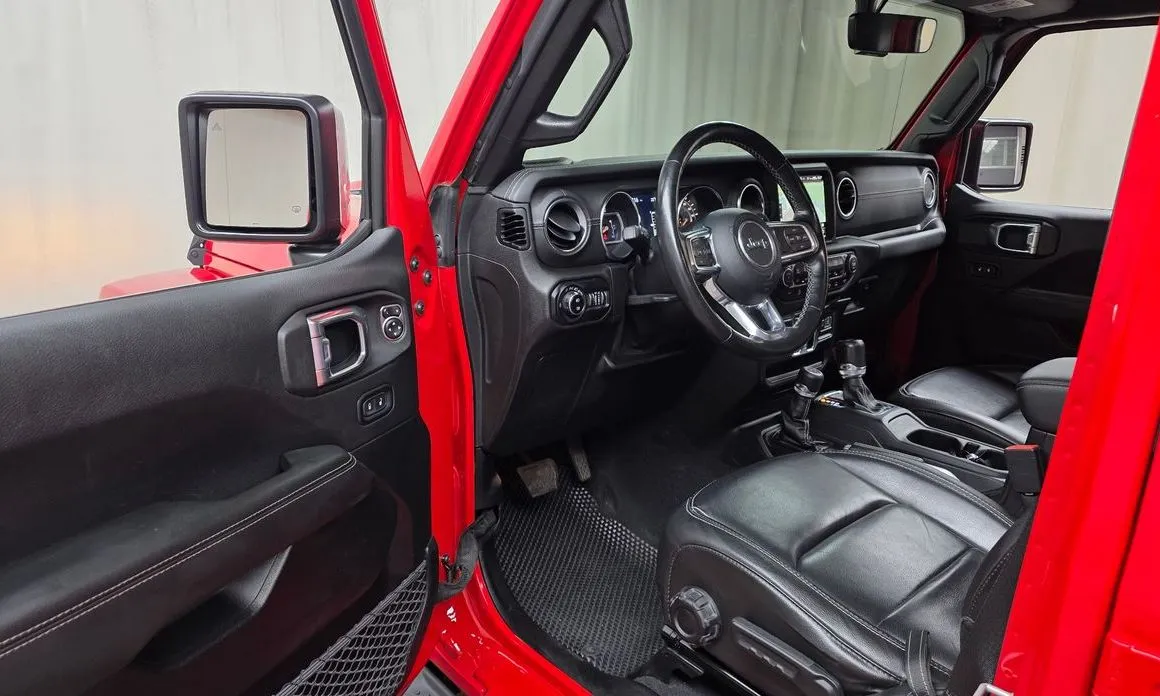Jeep Wrangler — фото 2