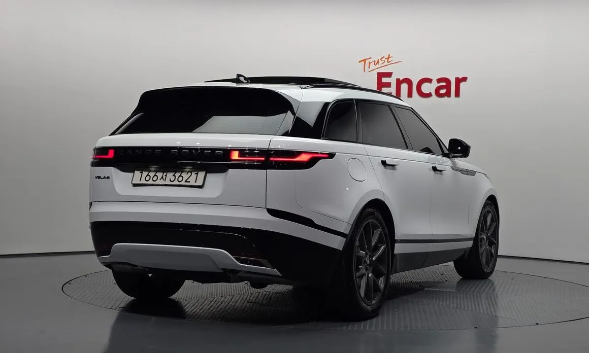 Land Rover Range Rover Velar — фото 3