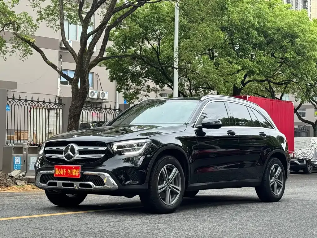 Mercedes-Benz GLC — фото 1