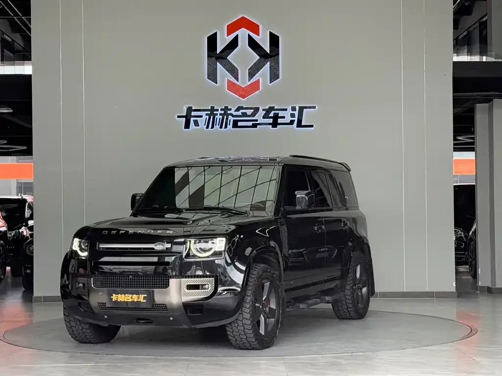 Land Rover Defender — фото 1