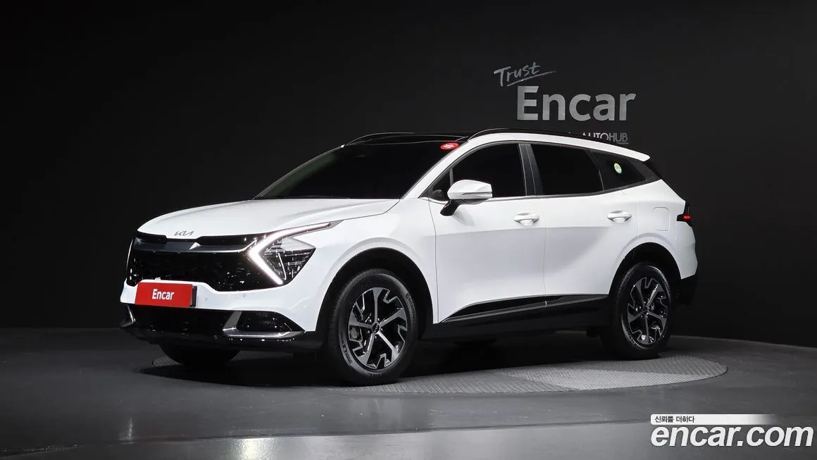 Kia Sportage — фото 1