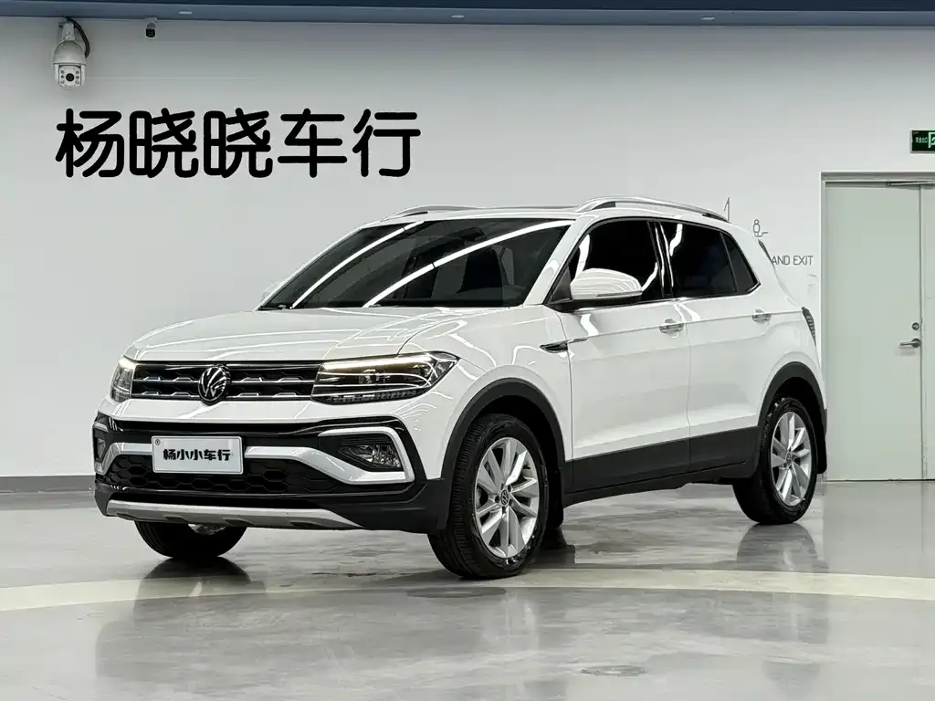 Volkswagen T-Cross — фото 1
