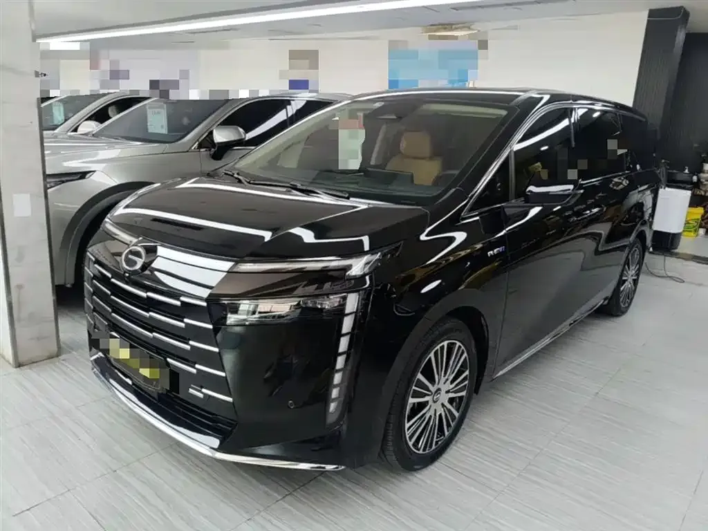 GAC Motor 传祺E8 PHEV — фото 10