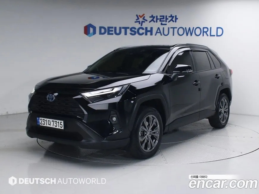 Toyota RAV4 — фото 1