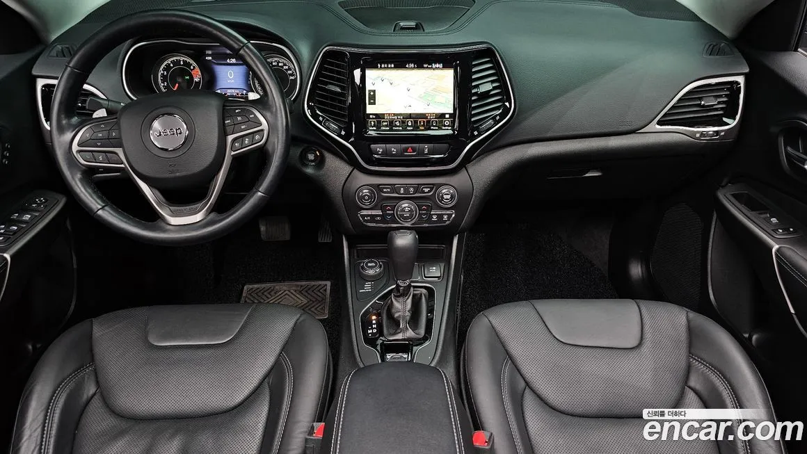 Jeep Cherokee — фото 9