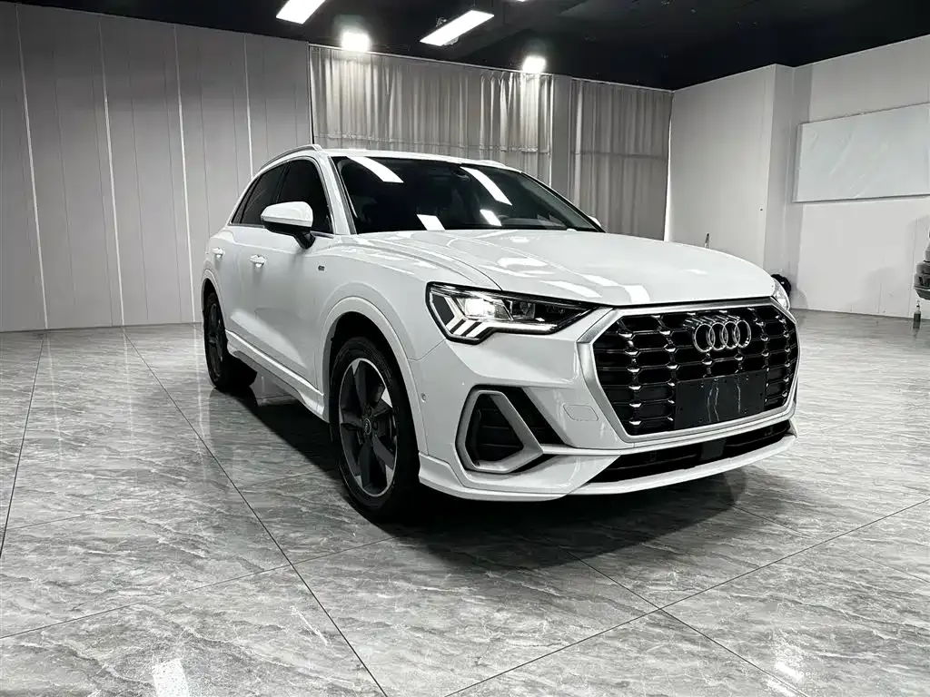 Audi Q3 — фото 5