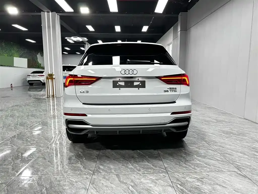 Audi Q3 — фото 2