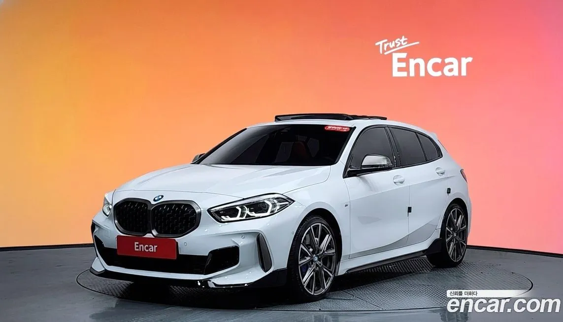 BMW 1-Series — фото 1