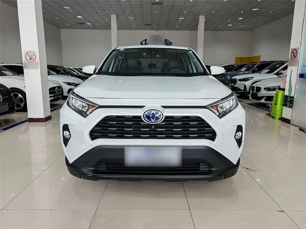 Toyota RAV4 Prime — фото 4