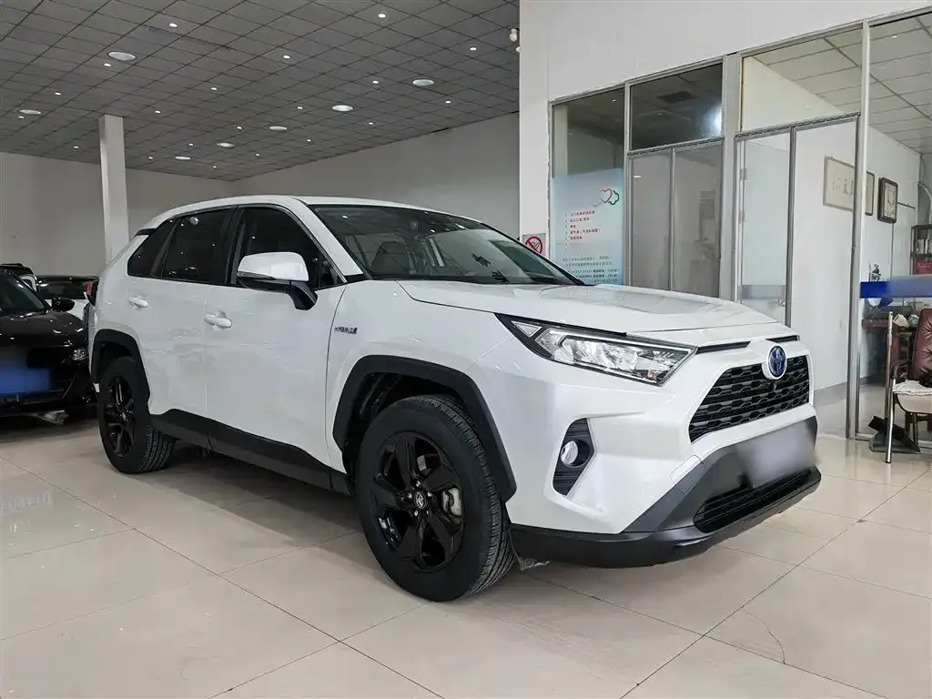 Toyota RAV4 Prime — фото 7