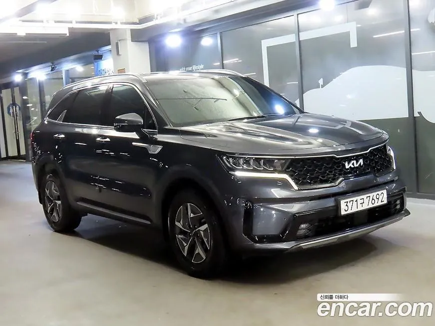 Kia Sorento — фото 1