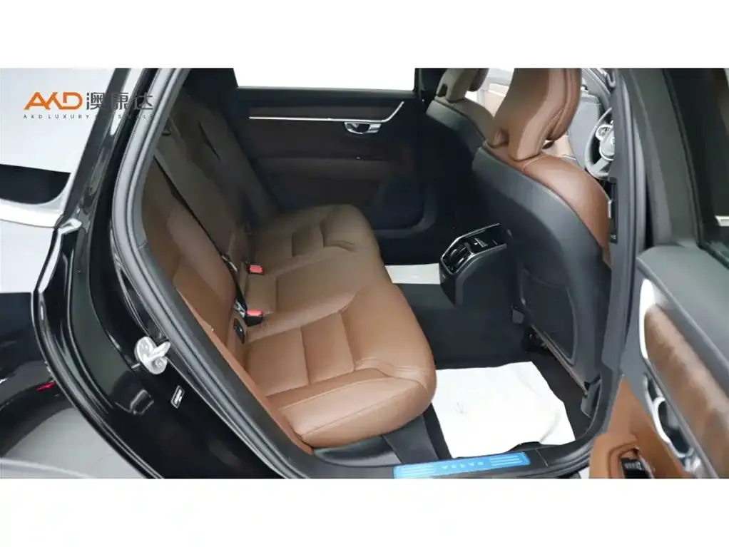 Volvo S90 — фото 10