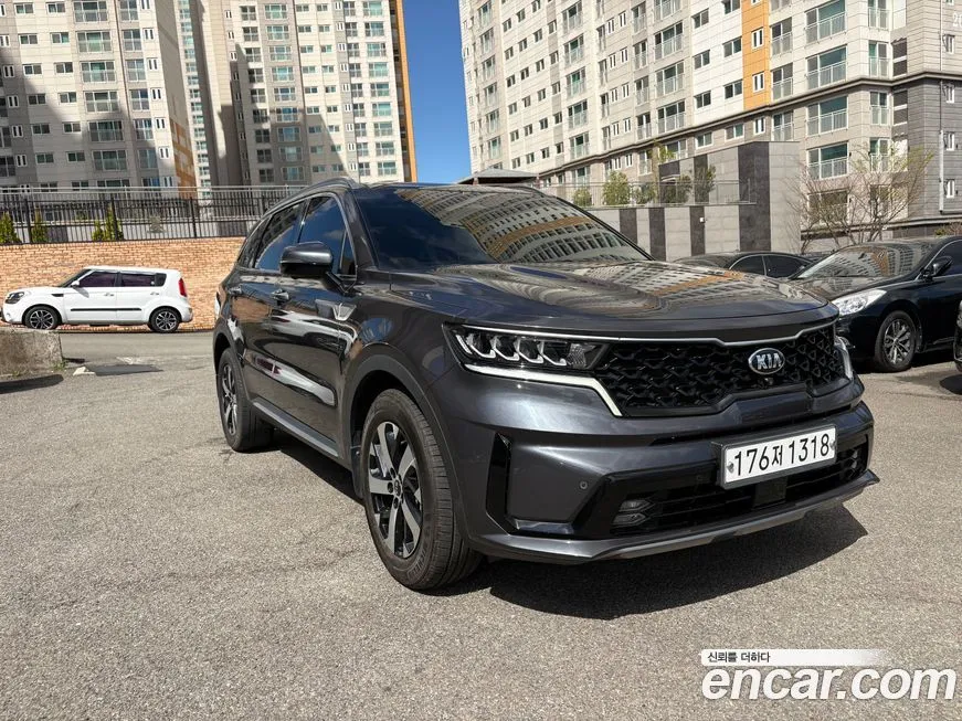 Kia Sorento — фото 10