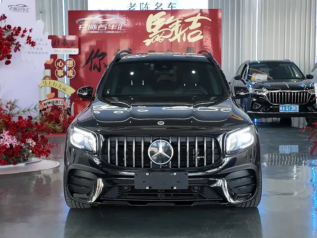 Mercedes-Benz GLB AMG — фото 10