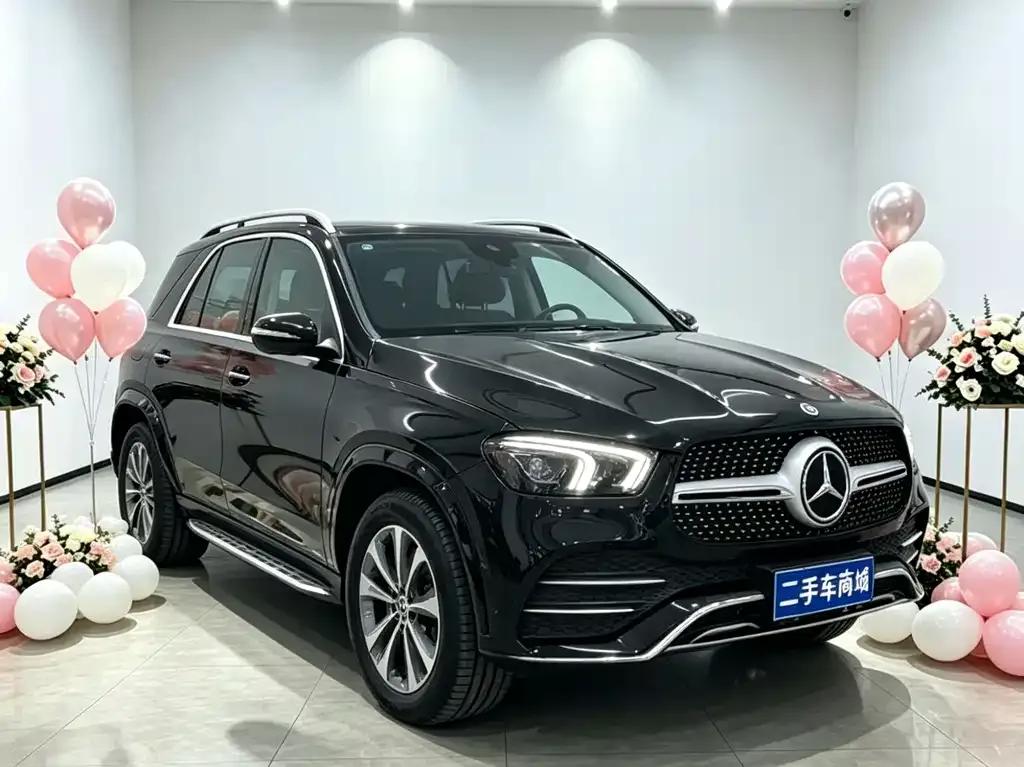 Mercedes-Benz GLE — фото 1