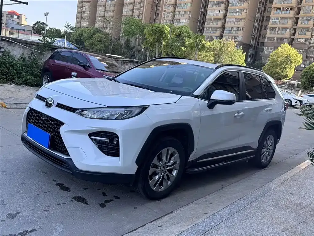 Toyota Wildlander — фото 1