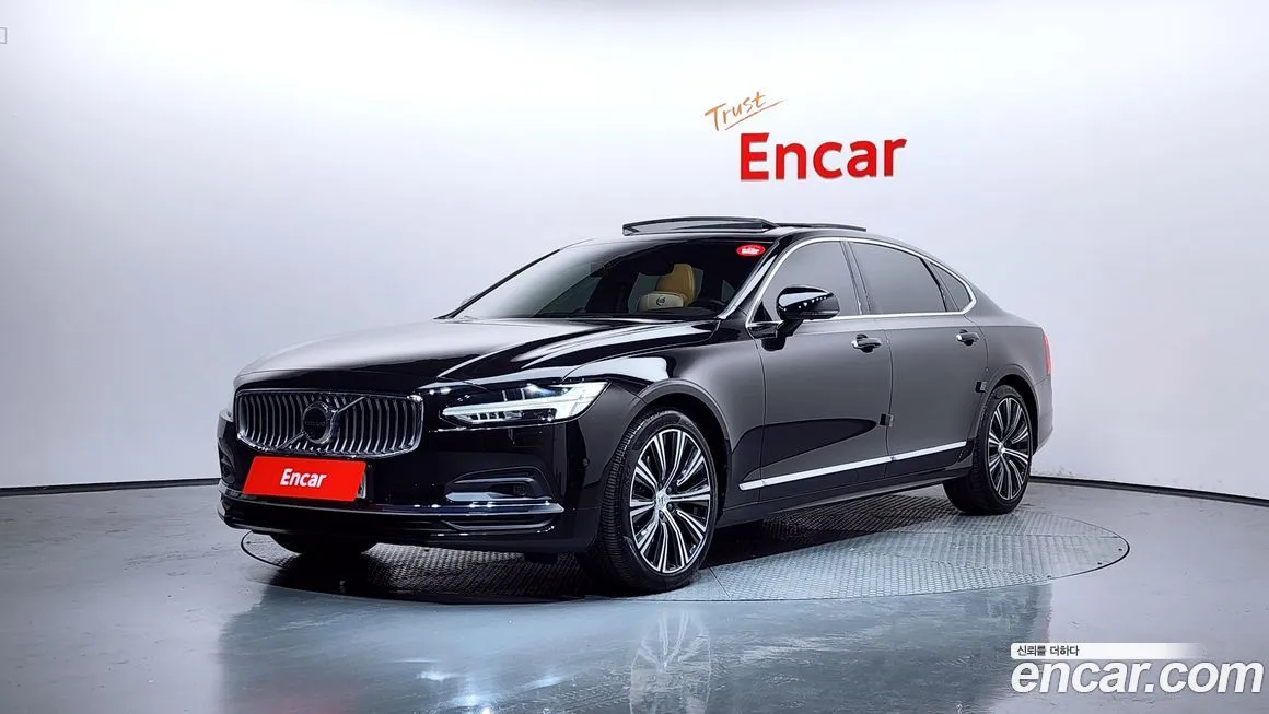 Volvo S90 — фото 1