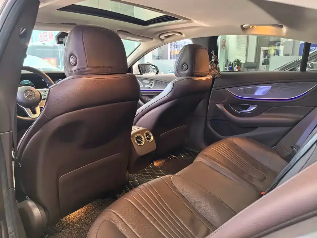Mercedes-Benz CLS — фото 8
