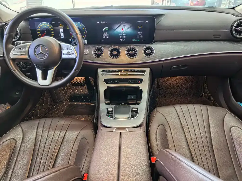 Mercedes-Benz CLS — фото 10