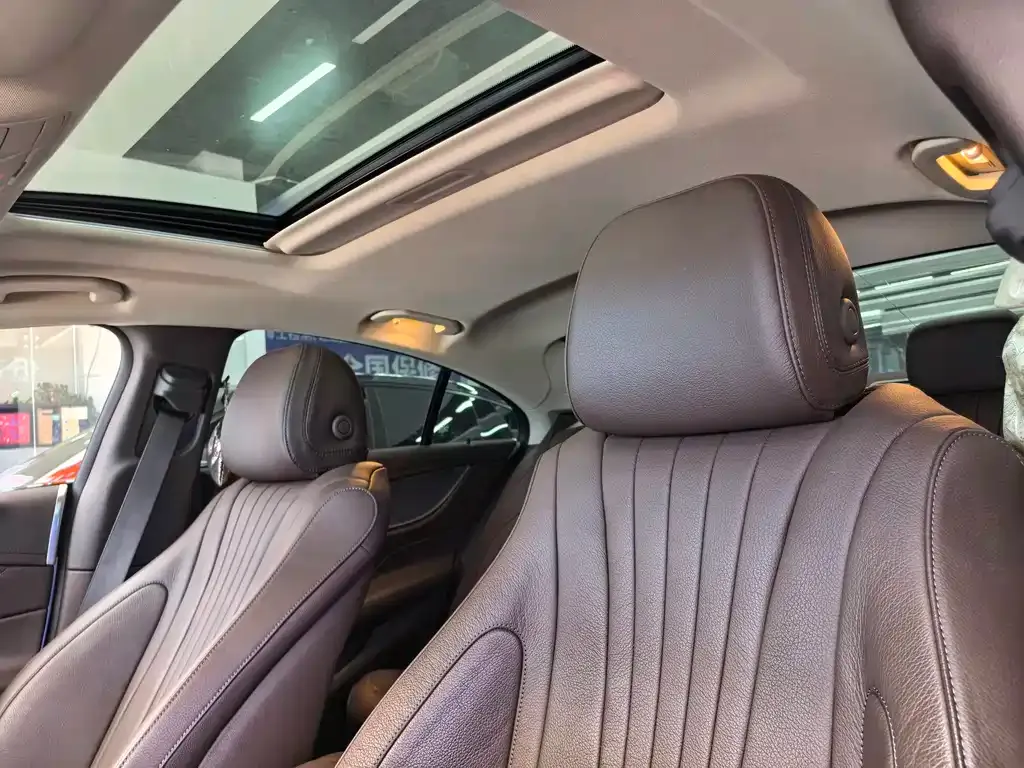 Mercedes-Benz CLS — фото 5