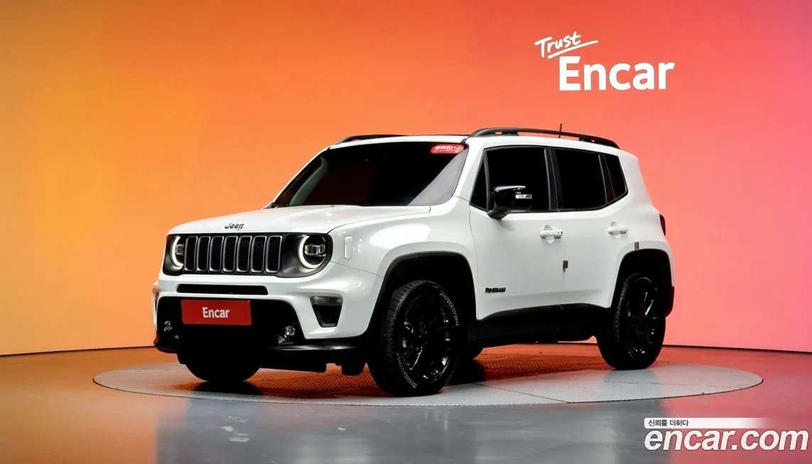 Jeep Renegade — фото 1