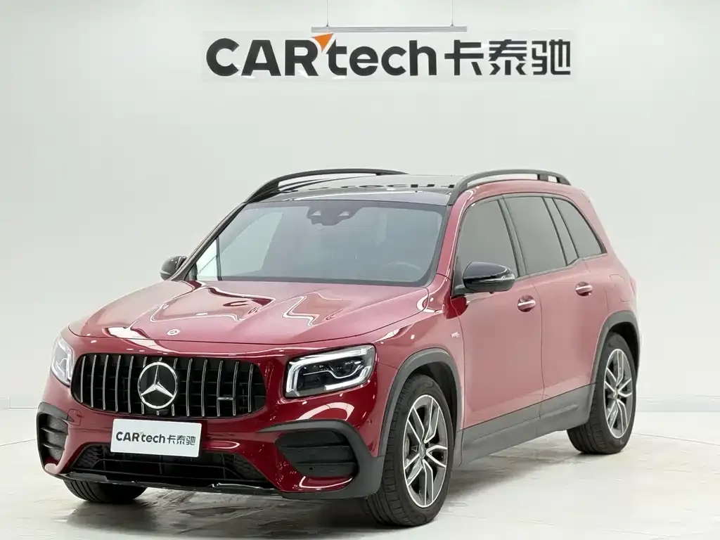 Mercedes-Benz GLB AMG — фото 1