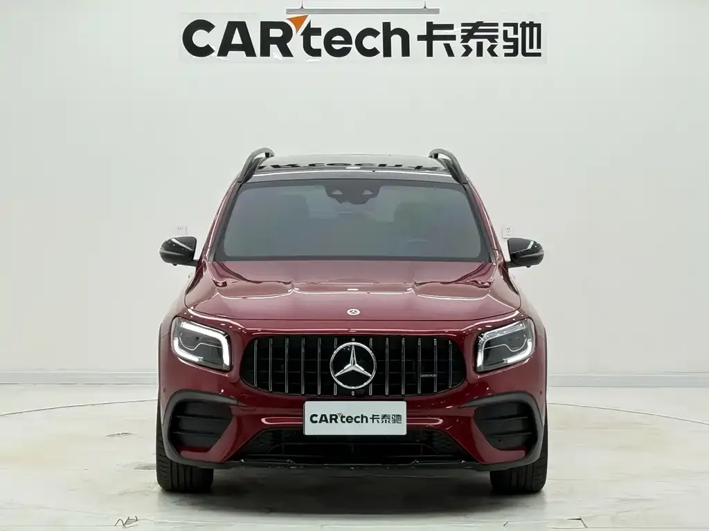 Mercedes-Benz GLB AMG — фото 3