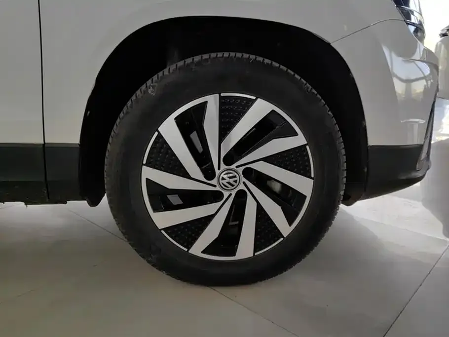 Volkswagen Tharu New Energy — фото 10