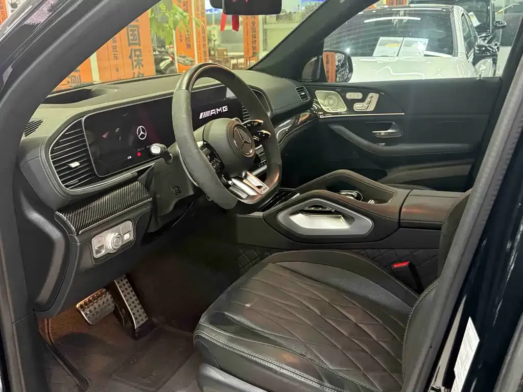 Mercedes-Benz GLS AMG — фото 6
