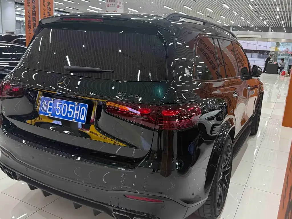 Mercedes-Benz GLS AMG — фото 7