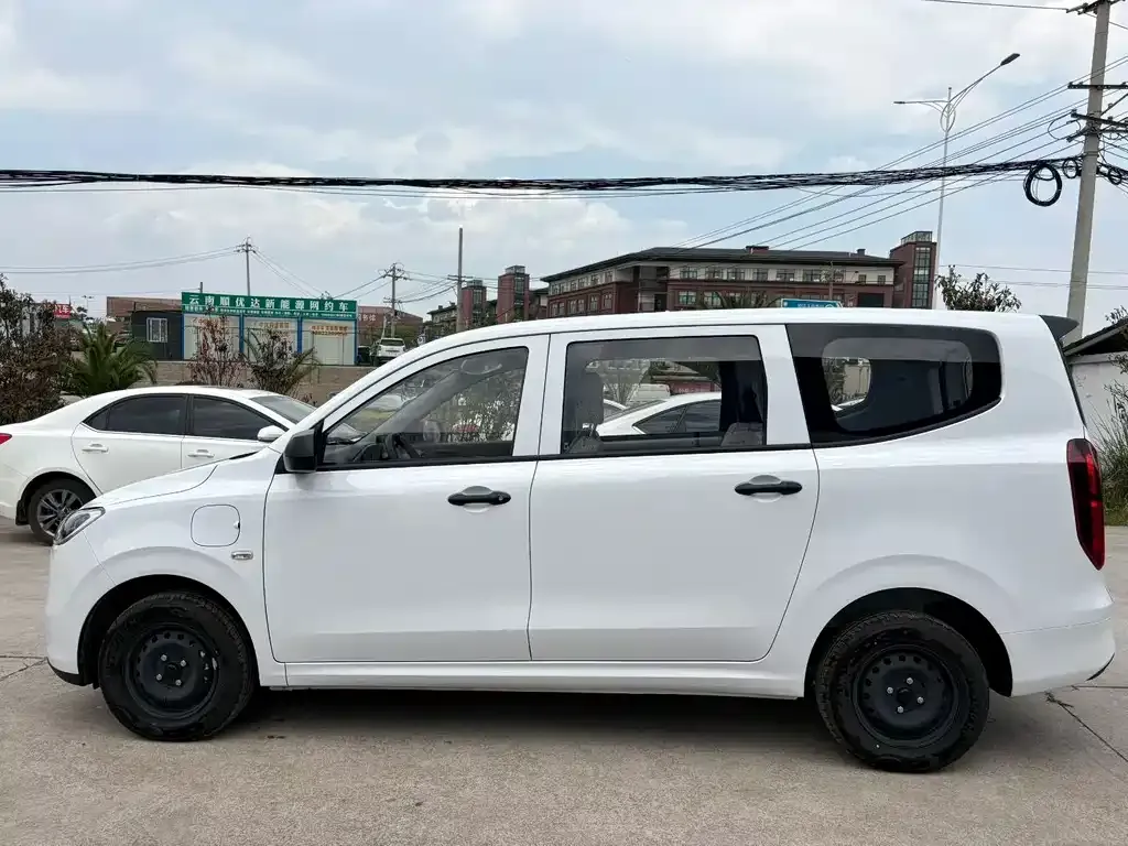 Wuling Hongguang EV — фото 7
