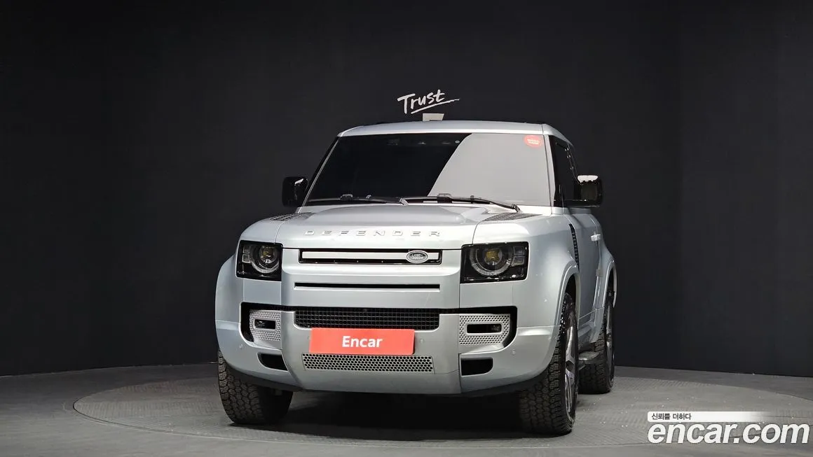 Land Rover Defender — фото 6