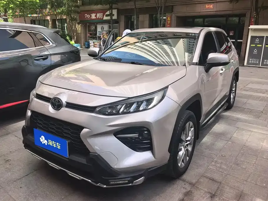 Toyota Wildlander — фото 1