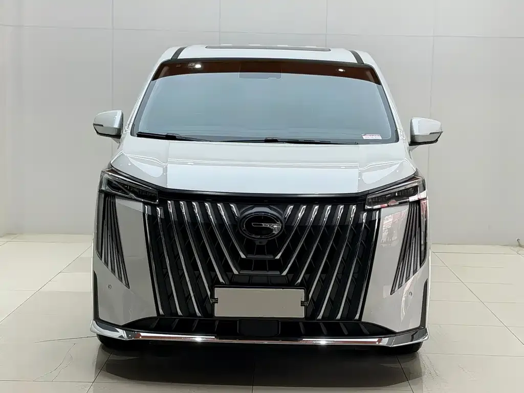 GAC Motor Trumpchi M8 — фото 1
