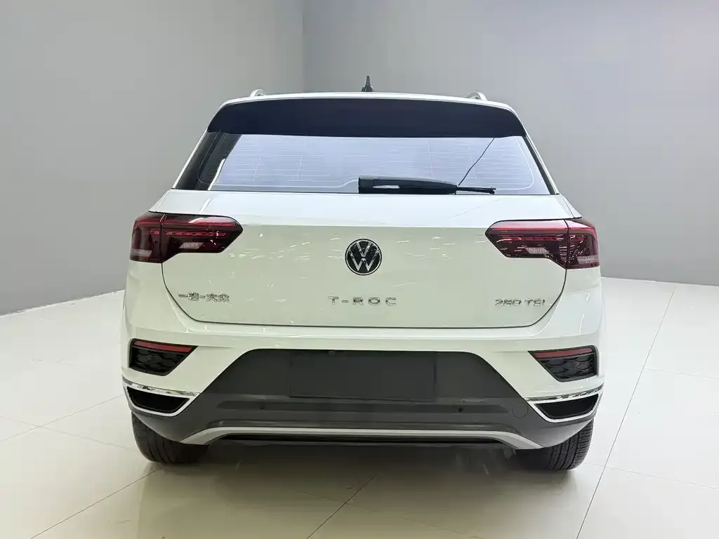 Volkswagen T-Roc — фото 3