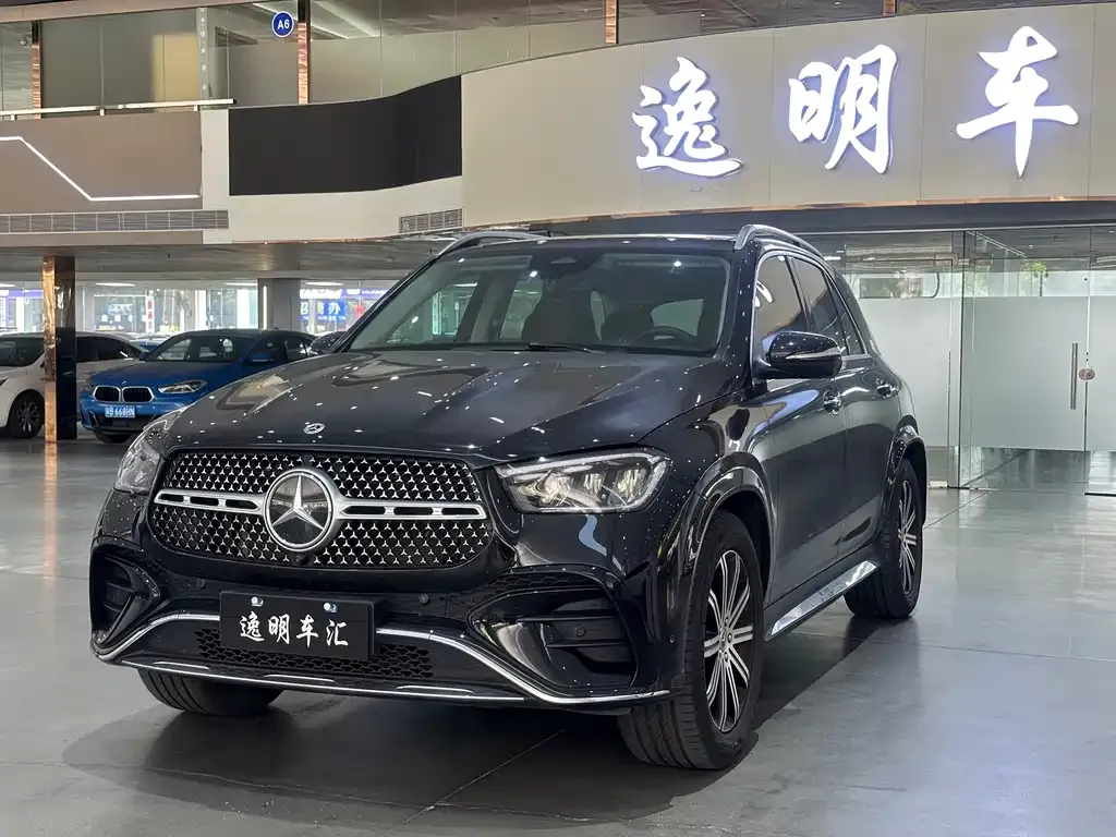 Mercedes-Benz GLE — фото 1