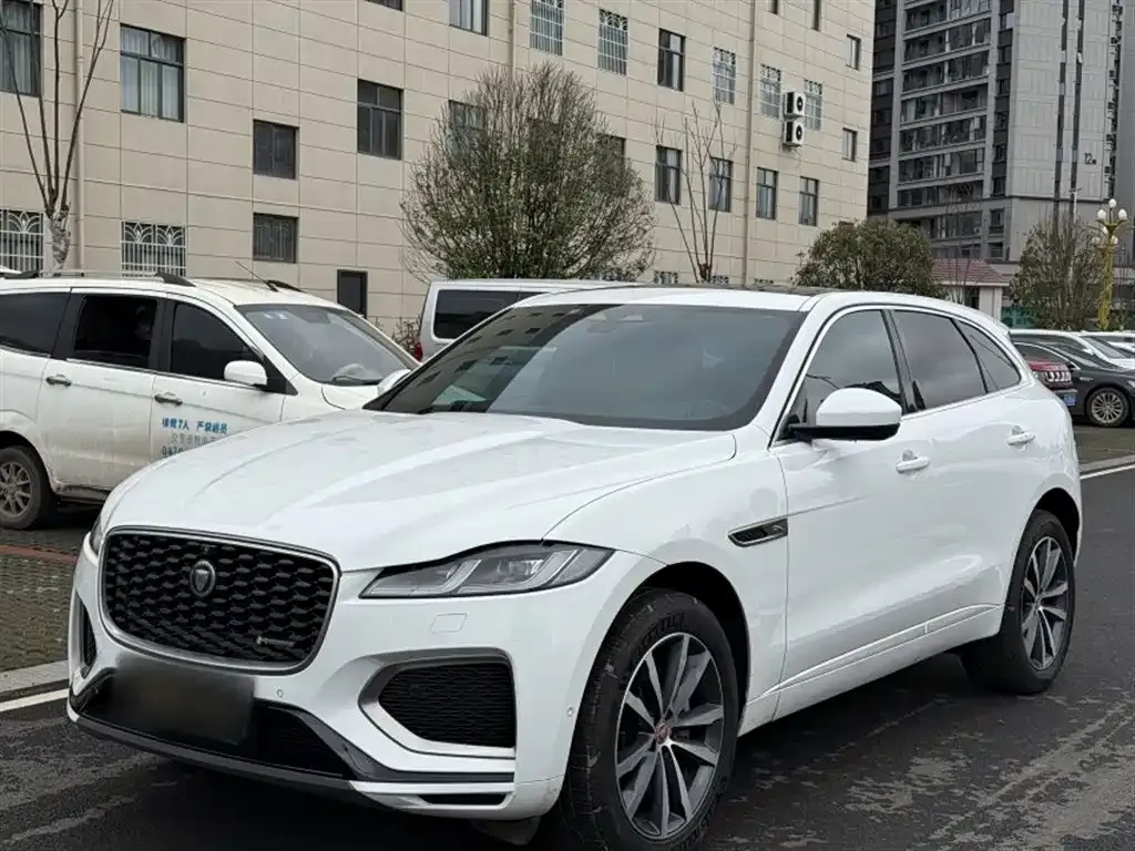 Jaguar F-PACE — фото 4