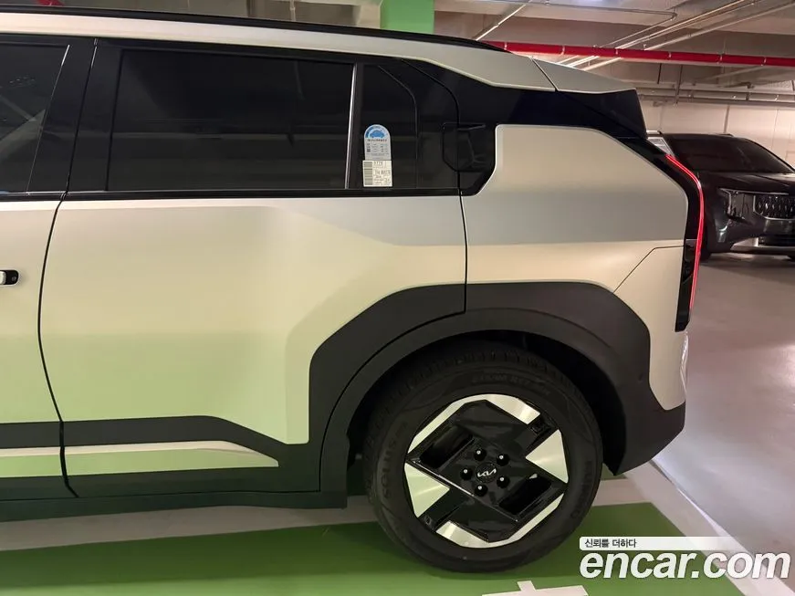 Kia EV3 — фото 8