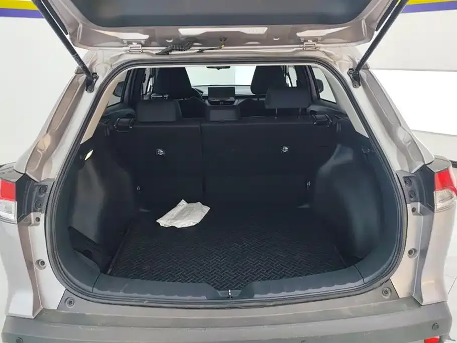Toyota Corolla Cross — фото 2