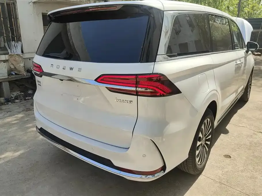 Roewe iMAX8 New Energy — фото 9