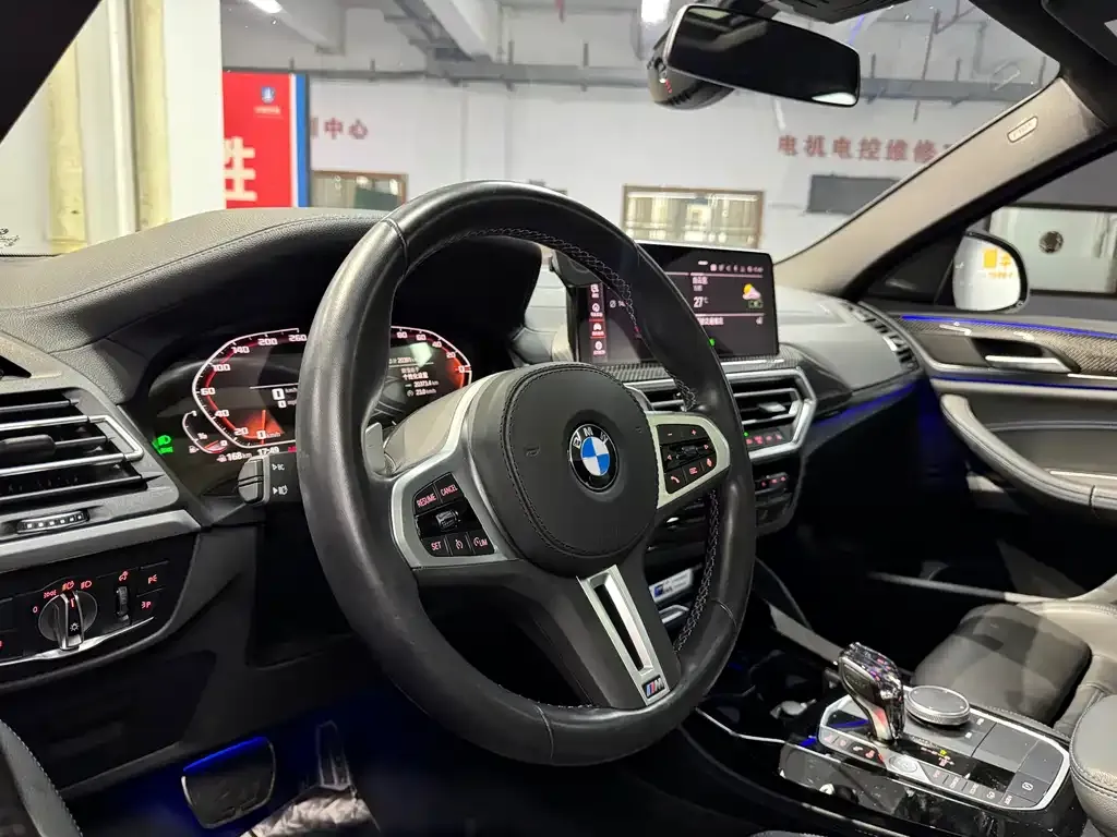 BMW X4 M40i — фото 9