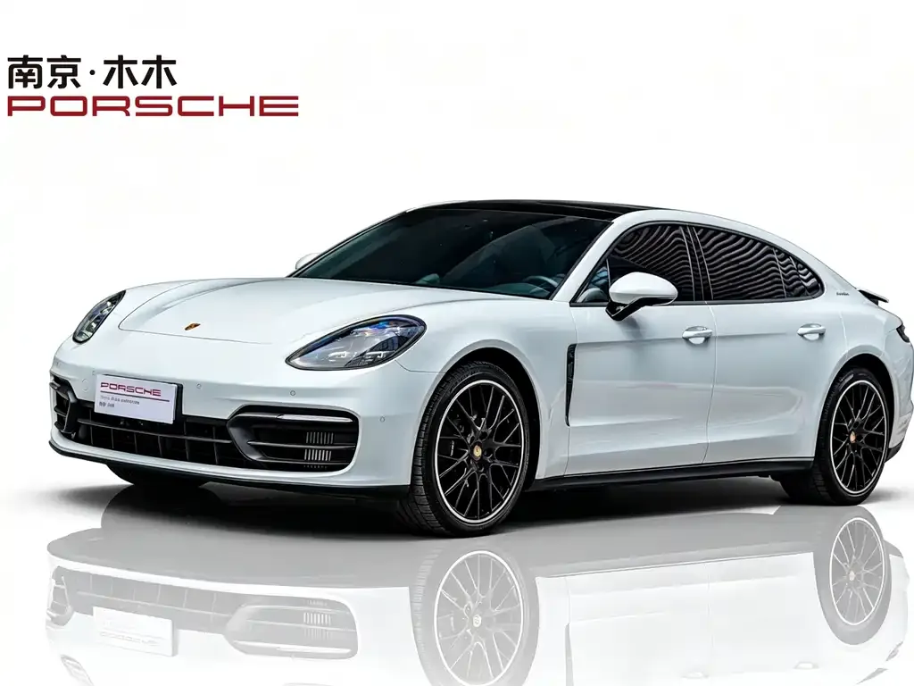Porsche Panamera — фото 1