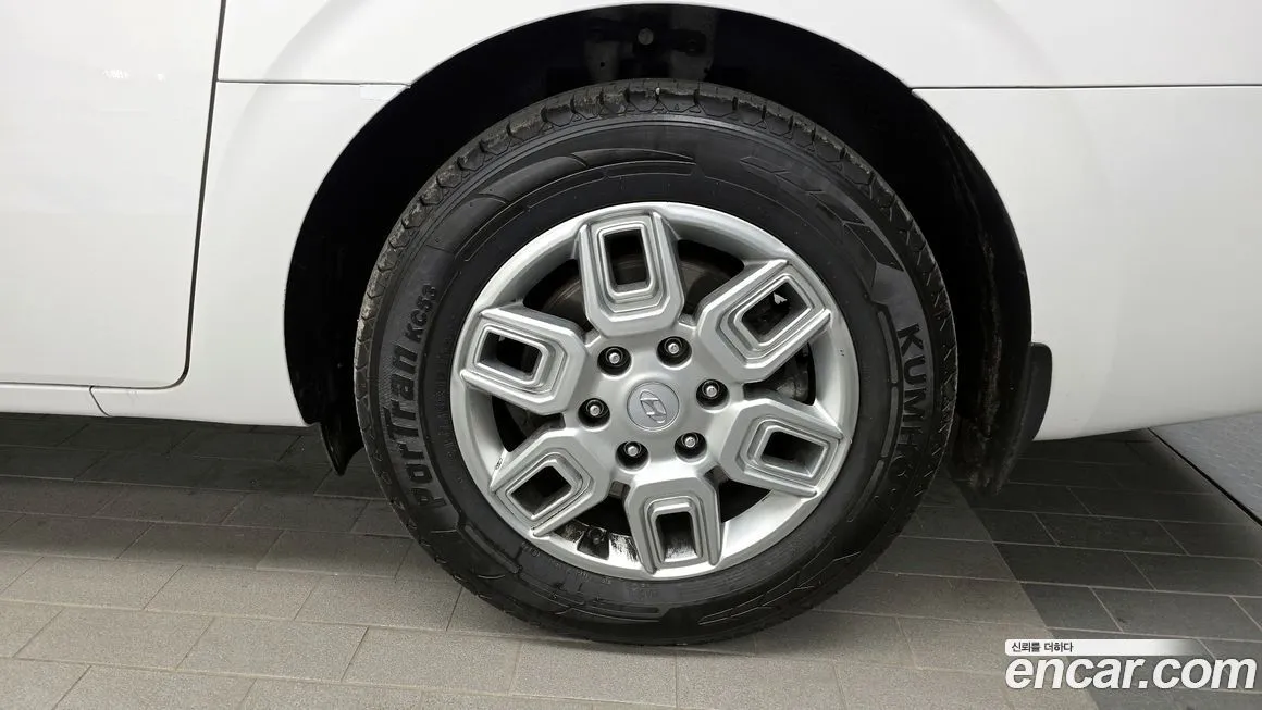 Hyundai Staria — фото 8