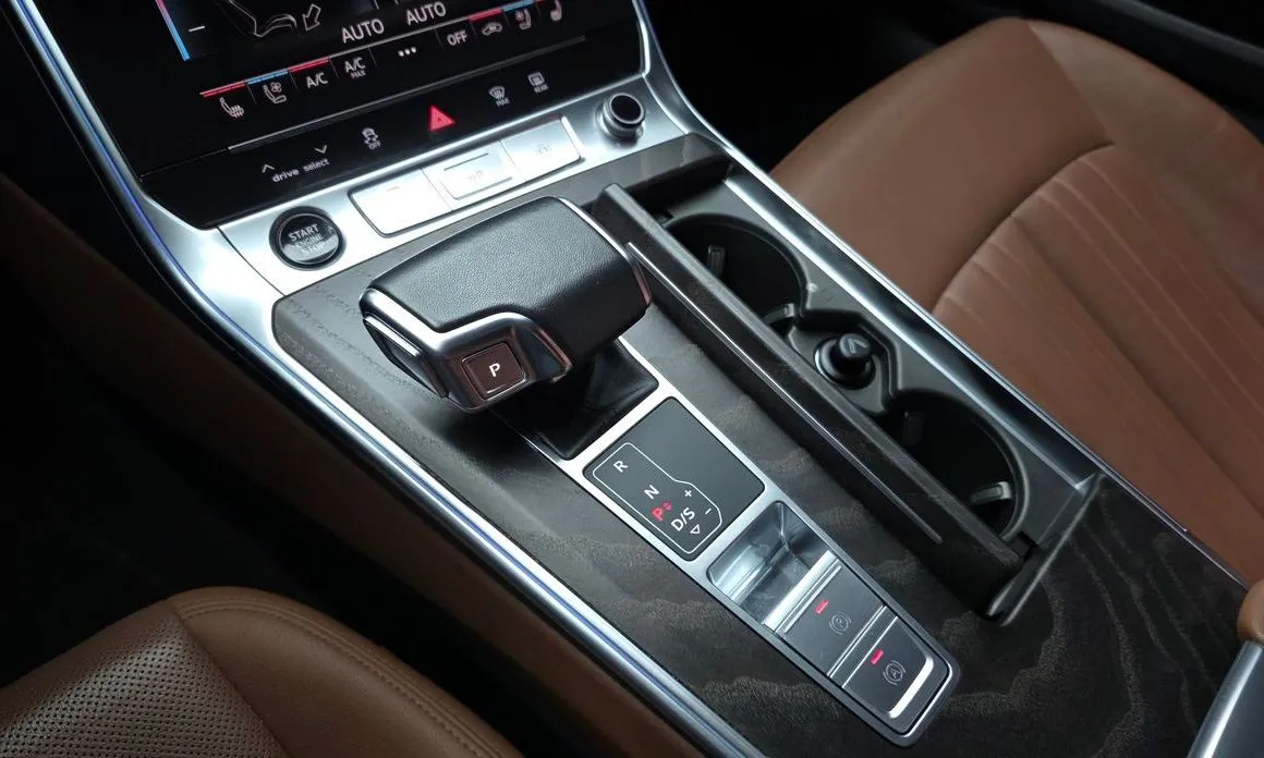 Audi A6 — фото 3