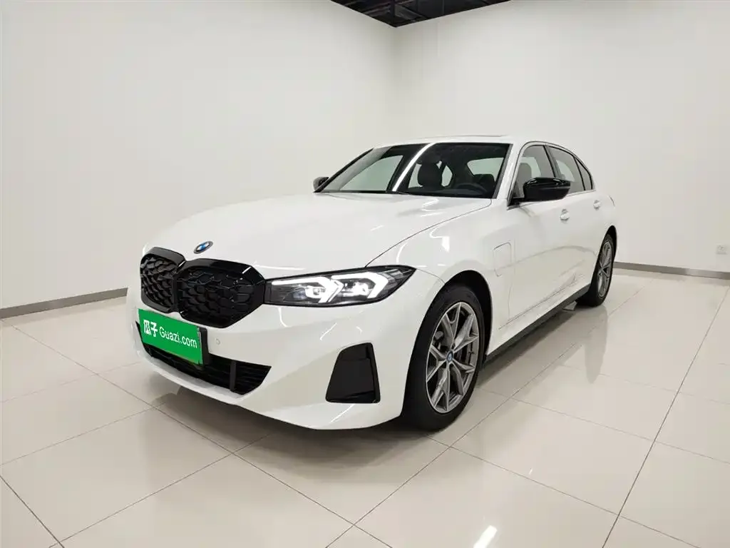 BMW i3 — фото 1