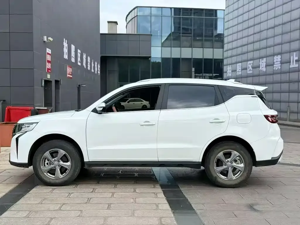 Geely Haoyue PRO — фото 3